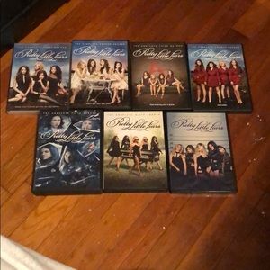 PRETTY LITTLE LIARS SERIES